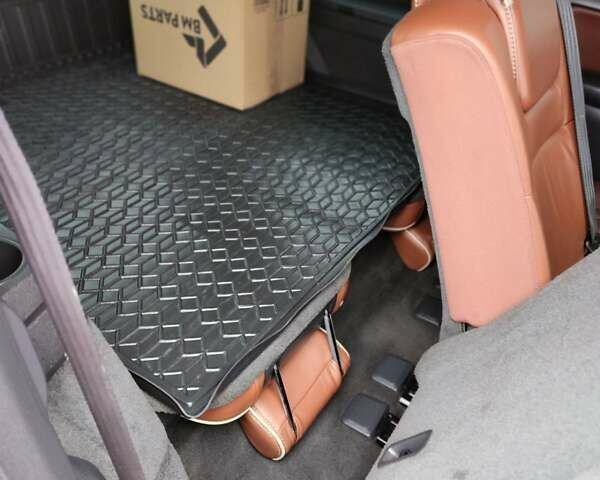 Коричневый Вольво ХС90, объемом двигателя 2.4 л и пробегом 289 тыс. км за 17250 $, фото 11 на Automoto.ua