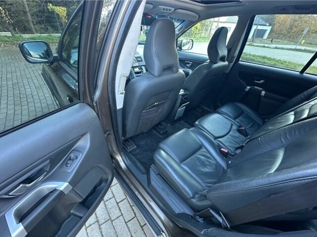 Коричневий Вольво ХС90, об'ємом двигуна 2.4 л та пробігом 187 тис. км за 4550 $, фото 6 на Automoto.ua