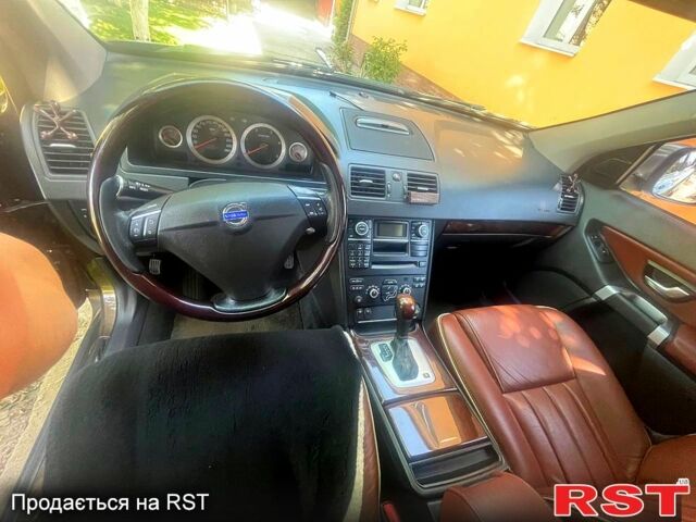 Коричневий Вольво ХС90, об'ємом двигуна 2.4 л та пробігом 265 тис. км за 19900 $, фото 5 на Automoto.ua