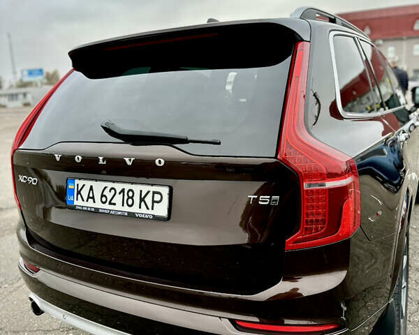 Коричневий Вольво ХС90, об'ємом двигуна 2 л та пробігом 40 тис. км за 29500 $, фото 1 на Automoto.ua