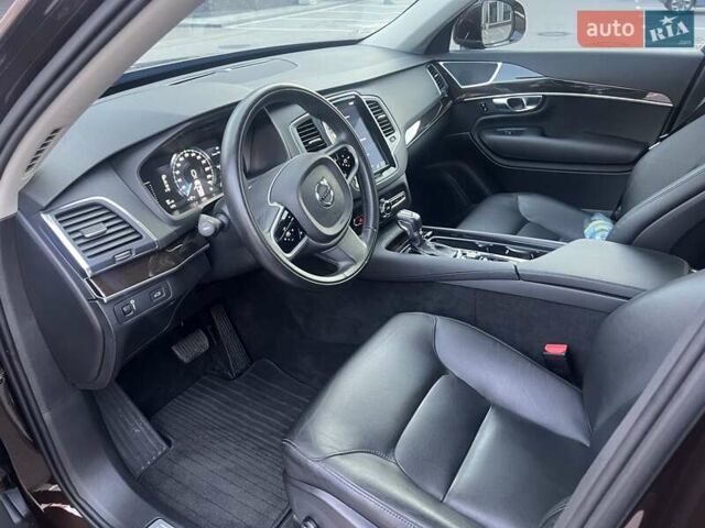 Коричневый Вольво ХС90, объемом двигателя 1.97 л и пробегом 40 тыс. км за 28800 $, фото 16 на Automoto.ua