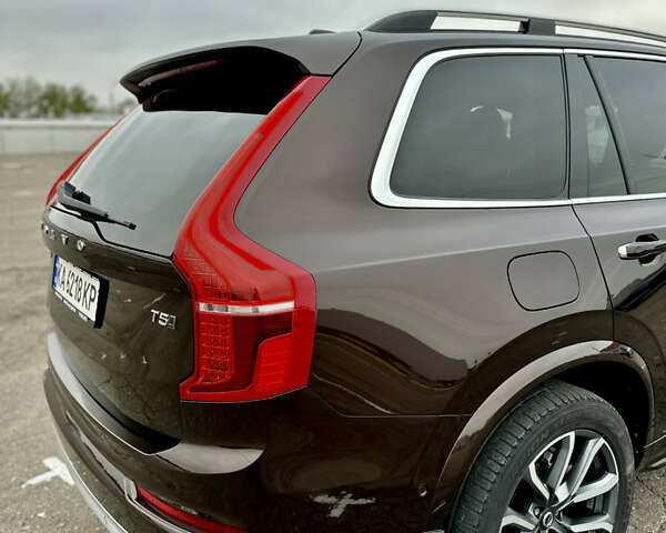 Коричневий Вольво ХС90, об'ємом двигуна 2 л та пробігом 40 тис. км за 29500 $, фото 2 на Automoto.ua