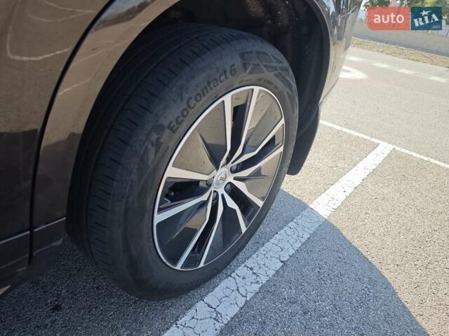 Коричневый Вольво ХС90, объемом двигателя 1.97 л и пробегом 71 тыс. км за 47700 $, фото 17 на Automoto.ua