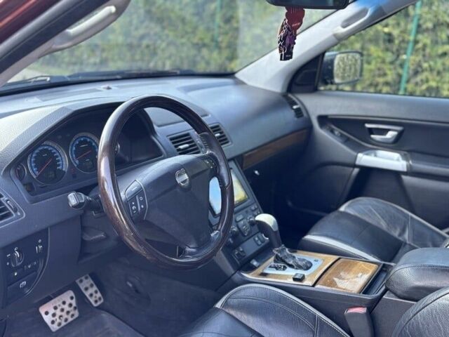 Красный Вольво ХС90, объемом двигателя 2.4 л и пробегом 189 тыс. км за 2275 $, фото 11 на Automoto.ua