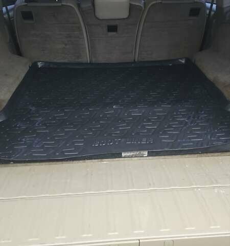 Красный Вольво ХС90, объемом двигателя 2.4 л и пробегом 399 тыс. км за 8500 $, фото 10 на Automoto.ua