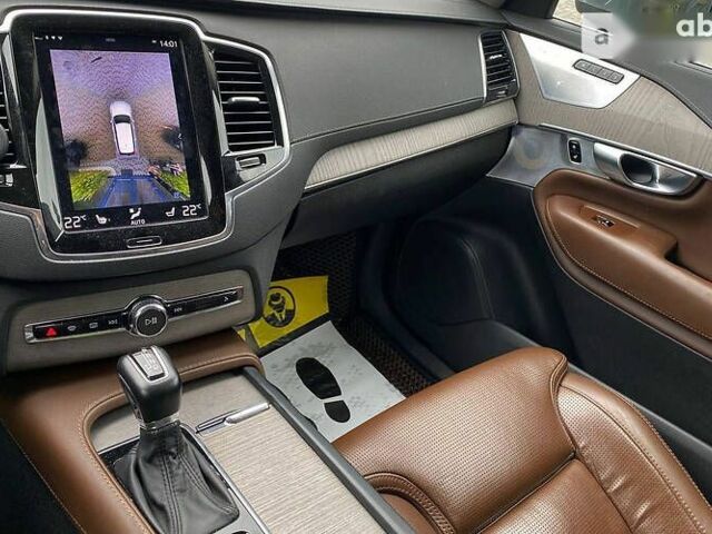 Вольво ХС90, объемом двигателя 2 л и пробегом 91 тыс. км за 56000 $, фото 16 на Automoto.ua