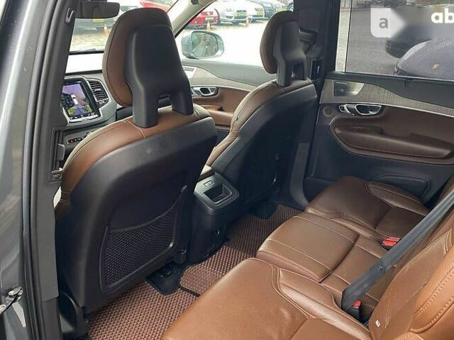 Вольво ХС90, объемом двигателя 2 л и пробегом 91 тыс. км за 56000 $, фото 11 на Automoto.ua