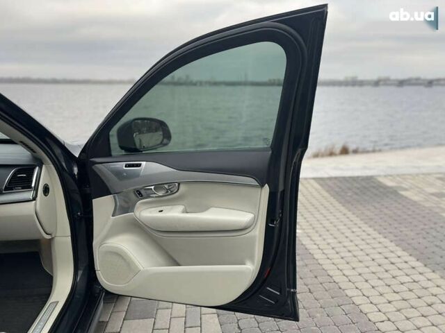 Вольво ХС90, объемом двигателя 2 л и пробегом 235 тыс. км за 27200 $, фото 27 на Automoto.ua
