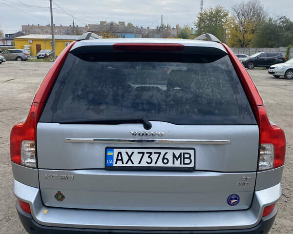 Вольво ХС90, объемом двигателя 2.4 л и пробегом 250 тыс. км за 11800 $, фото 3 на Automoto.ua