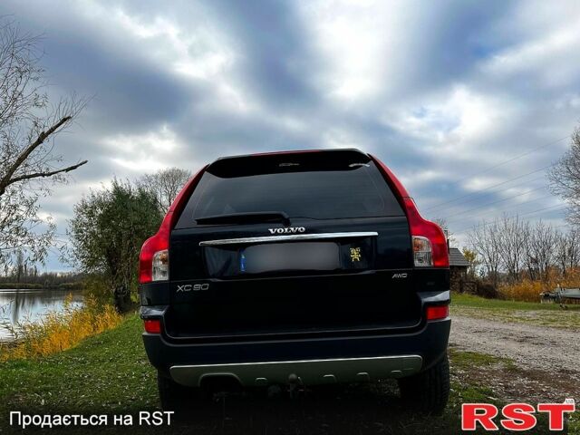 Вольво ХС90, объемом двигателя 2.4 л и пробегом 297 тыс. км за 13500 $, фото 1 на Automoto.ua