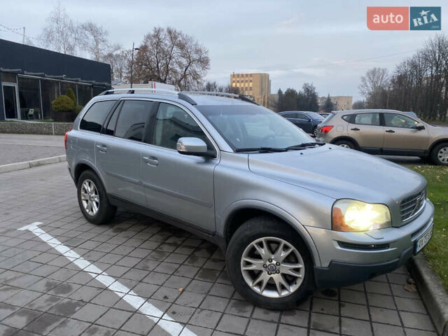 Вольво ХС90, объемом двигателя 2.4 л и пробегом 250 тыс. км за 9600 $, фото 1 на Automoto.ua