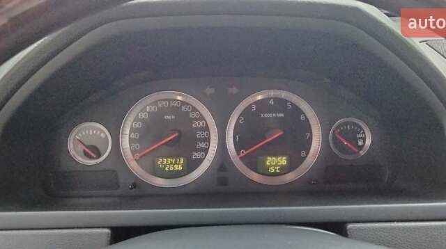 Вольво ХС90, объемом двигателя 3.19 л и пробегом 234 тыс. км за 11400 $, фото 15 на Automoto.ua