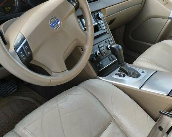 Вольво ХС90, объемом двигателя 2.4 л и пробегом 233 тыс. км за 14500 $, фото 18 на Automoto.ua