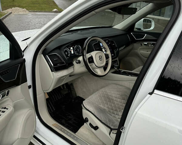 Вольво ХС90, объемом двигателя 2 л и пробегом 168 тыс. км за 27500 $, фото 9 на Automoto.ua