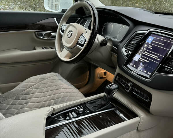 Вольво ХС90, объемом двигателя 2 л и пробегом 168 тыс. км за 27500 $, фото 16 на Automoto.ua