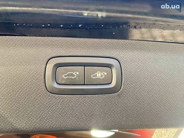 Вольво ХС90, объемом двигателя 2 л и пробегом 174 тыс. км за 24400 $, фото 27 на Automoto.ua