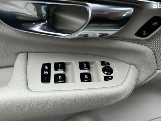 Вольво ХС90, объемом двигателя 2 л и пробегом 184 тыс. км за 26650 $, фото 26 на Automoto.ua