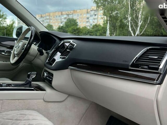 Вольво ХС90, объемом двигателя 2 л и пробегом 184 тыс. км за 26650 $, фото 9 на Automoto.ua