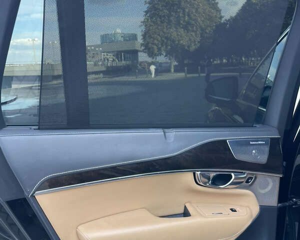 Вольво ХС90, объемом двигателя 2 л и пробегом 106 тыс. км за 40600 $, фото 25 на Automoto.ua