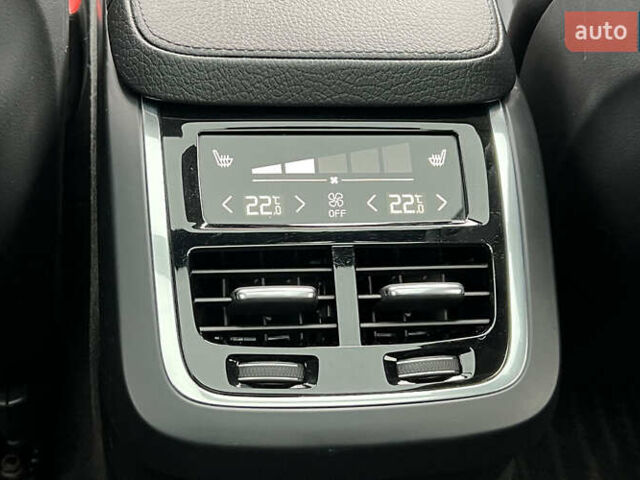 Вольво ХС90, объемом двигателя 0 л и пробегом 176 тыс. км за 22900 $, фото 19 на Automoto.ua