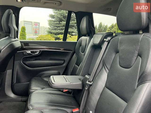 Вольво ХС90, объемом двигателя 0 л и пробегом 176 тыс. км за 22900 $, фото 24 на Automoto.ua