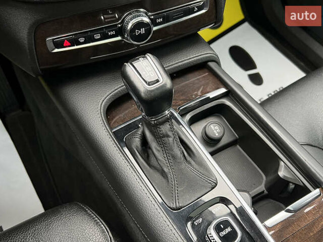 Вольво ХС90, объемом двигателя 0 л и пробегом 176 тыс. км за 22900 $, фото 14 на Automoto.ua