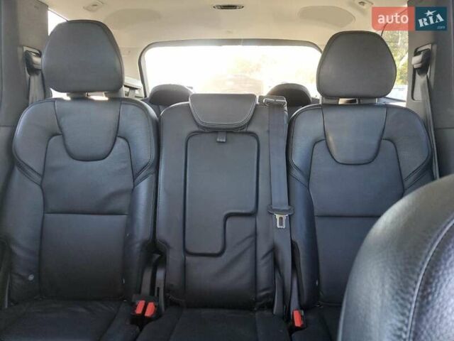 Вольво ХС90, объемом двигателя 2 л и пробегом 44 тыс. км за 5500 $, фото 9 на Automoto.ua