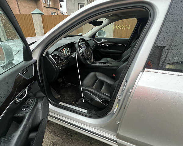 Вольво ХС90, объемом двигателя 2 л и пробегом 184 тыс. км за 16300 $, фото 3 на Automoto.ua