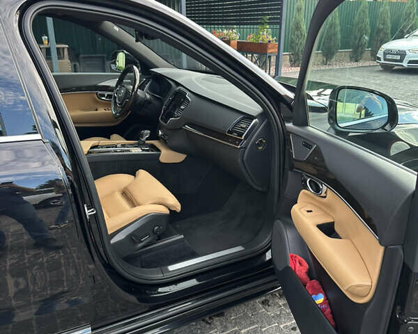 Вольво ХС90, объемом двигателя 2 л и пробегом 330 тыс. км за 24000 $, фото 15 на Automoto.ua