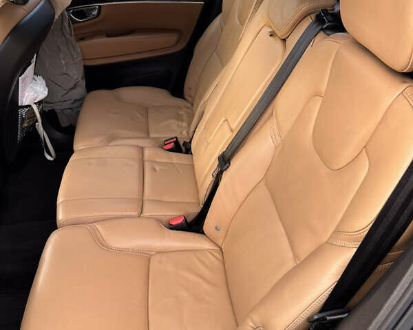 Вольво ХС90, объемом двигателя 2 л и пробегом 330 тыс. км за 24000 $, фото 8 на Automoto.ua