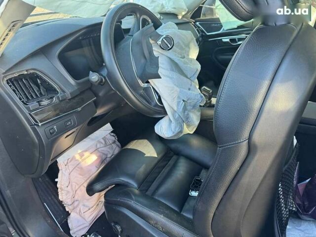 Вольво ХС90, объемом двигателя 2 л и пробегом 130 тыс. км за 11900 $, фото 10 на Automoto.ua