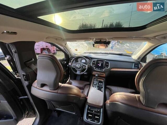 Вольво ХС90, объемом двигателя 1.97 л и пробегом 133 тыс. км за 18500 $, фото 31 на Automoto.ua