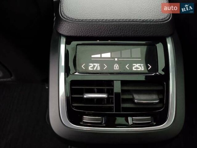 Вольво ХС90, объемом двигателя 2 л и пробегом 99 тыс. км за 29200 $, фото 18 на Automoto.ua