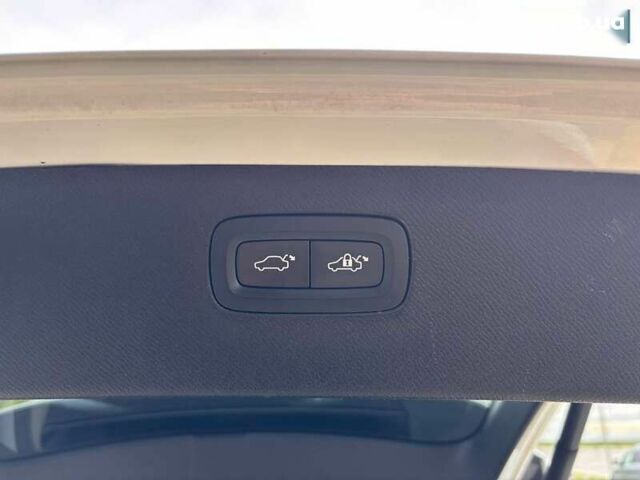 Вольво ХС90 2018 в Львове на Automoto.ua Вольво ХС90, объемом двигателя 2 л и пробегом 153 тыс. км за 28400 $, фото 23 на Automoto.ua