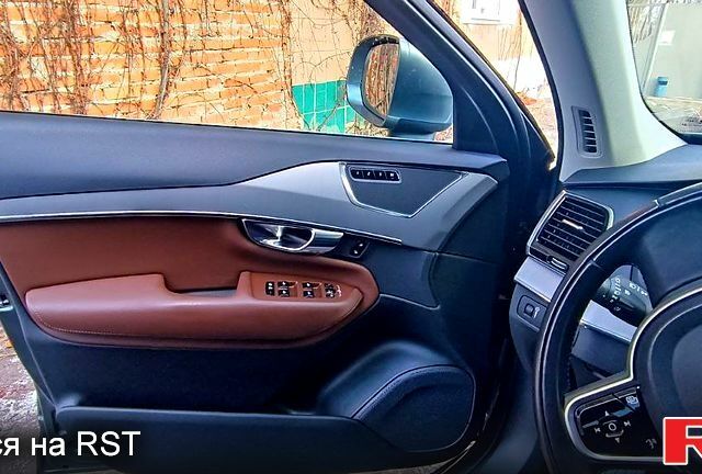 Вольво ХС90, объемом двигателя 2 л и пробегом 166 тыс. км за 35520 $, фото 1 на Automoto.ua