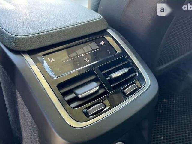 Вольво ХС90, объемом двигателя 0 л и пробегом 16 тыс. км за 41800 $, фото 20 на Automoto.ua