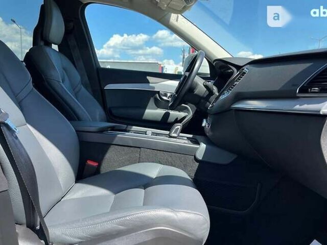 Вольво ХС90, объемом двигателя 0 л и пробегом 16 тыс. км за 41800 $, фото 18 на Automoto.ua