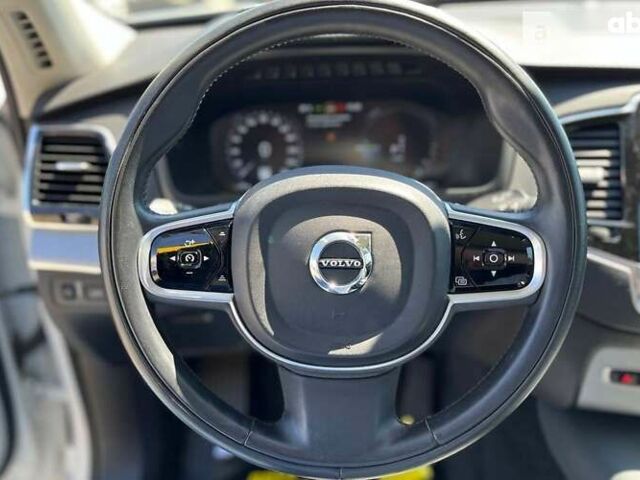 Вольво ХС90, объемом двигателя 0 л и пробегом 29 тыс. км за 38000 $, фото 12 на Automoto.ua