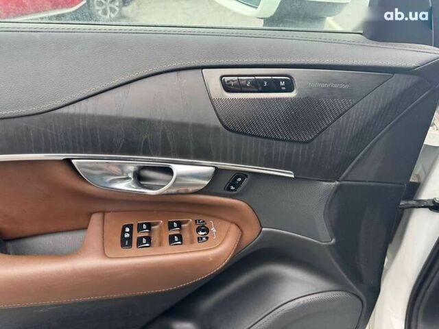 Вольво ХС90, объемом двигателя 0 л и пробегом 39 тыс. км за 27500 $, фото 11 на Automoto.ua