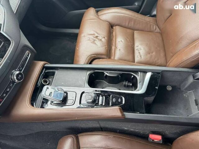 Вольво ХС90, объемом двигателя 0 л и пробегом 39 тыс. км за 27500 $, фото 14 на Automoto.ua