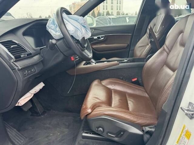 Вольво ХС90, объемом двигателя 0 л и пробегом 39 тыс. км за 28800 $, фото 12 на Automoto.ua
