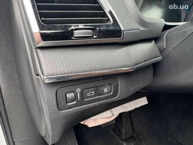Вольво ХС90, объемом двигателя 0 л и пробегом 39 тыс. км за 27500 $, фото 13 на Automoto.ua