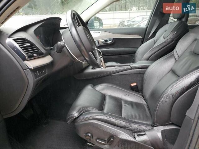 Вольво ХС90, об'ємом двигуна 0 л та пробігом 29 тис. км за 10000 $, фото 7 на Automoto.ua