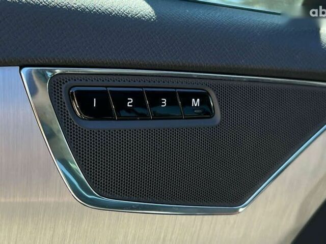 Вольво ХС90, объемом двигателя 2 л и пробегом 91 тыс. км за 37750 $, фото 18 на Automoto.ua