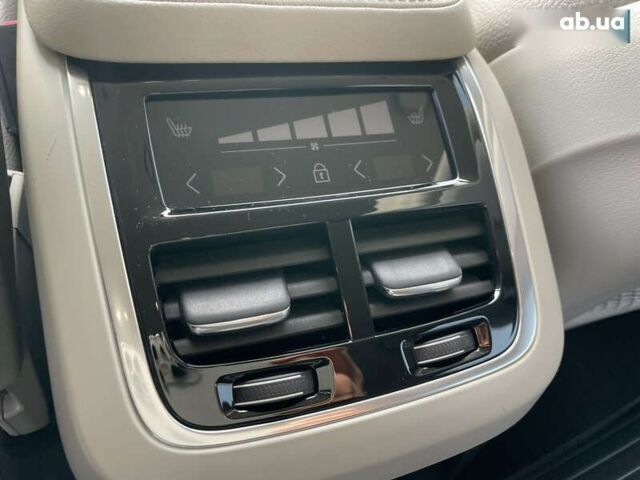 Вольво ХС90, объемом двигателя 0 л и пробегом 65 тыс. км за 61900 $, фото 26 на Automoto.ua