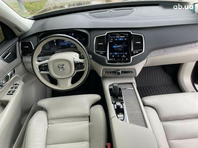 Вольво ХС90, объемом двигателя 0 л и пробегом 65 тыс. км за 61900 $, фото 19 на Automoto.ua