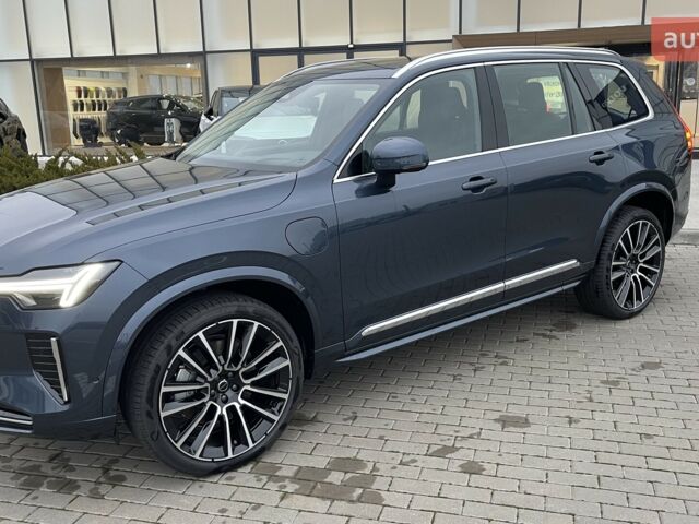 Вольво ХС90, объемом двигателя 1.97 л и пробегом 0 тыс. км за 102285 $, фото 2 на Automoto.ua