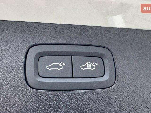 Вольво ХС90 2025 в Полтаве на Automoto.ua Вольво ХС90, объемом двигателя 1.97 л и пробегом 0 тыс. км за 102247 $, фото 17 на Automoto.ua