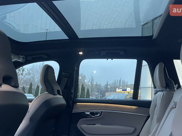 Вольво ХС90, об'ємом двигуна 1.97 л та пробігом 0 тис. км за 85354 $, фото 26 на Automoto.ua