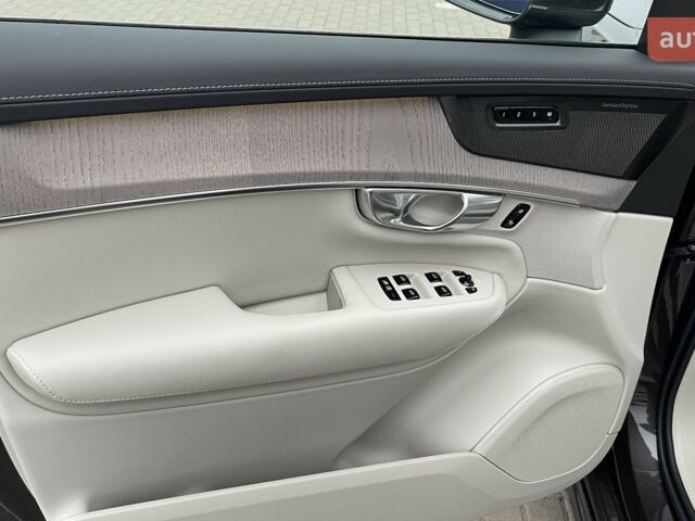 Вольво ХС90, об'ємом двигуна 1.97 л та пробігом 0 тис. км за 93353 $, фото 23 на Automoto.ua